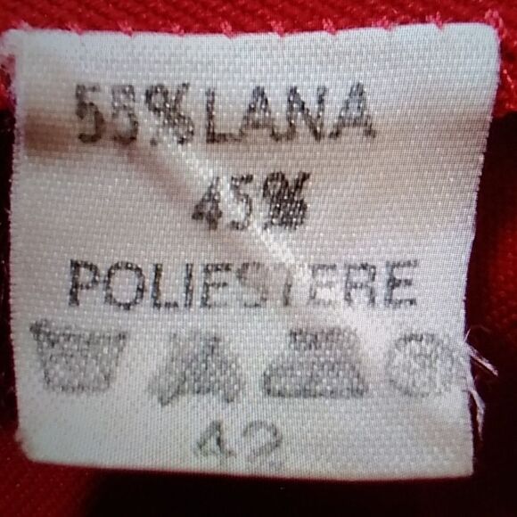 VTG BEONY BLOUSE 100% SILK SZ 34 & RED SKIRT SZ 42 - Picture 9 of 10